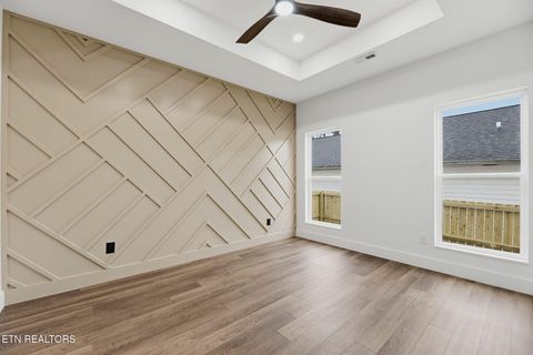 Tiny photo for 703 SW Redwine St, Knoxville, TN 37920 (MLS # 1319510)