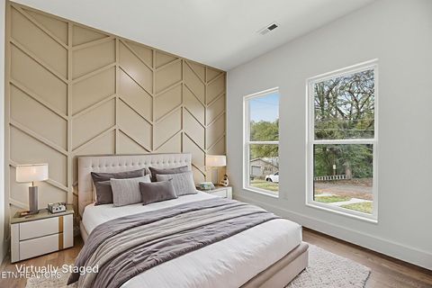 Tiny photo for 703 SW Redwine St, Knoxville, TN 37920 (MLS # 1319510)