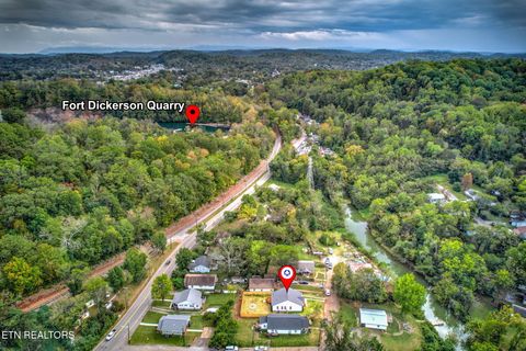 Tiny photo for 703 SW Redwine St, Knoxville, TN 37920 (MLS # 1319510)