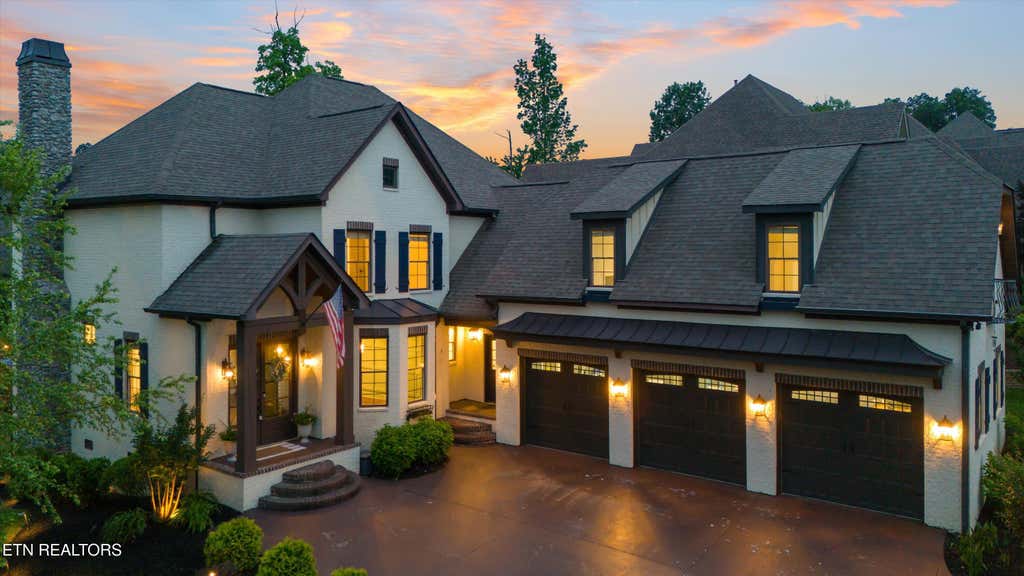 Photo of 531 Cumberland Ridge Drive, Knoxville, TN 37922 (MLS # 1300621)