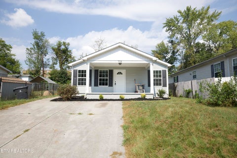 Photo of 709 Belleaire Ave, Knoxville, TN 37921 (MLS # 1356250)