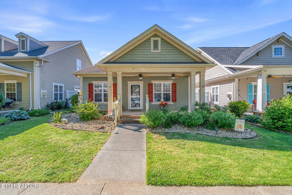 Photo of 114 Forestberry St, Oak Ridge, TN 37830 (MLS # 1341280)