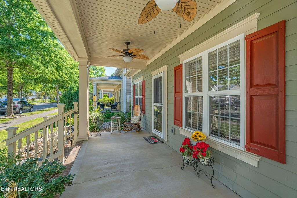Photo of 114 Forestberry St, Oak Ridge, TN 37830 (MLS # 1341280)
