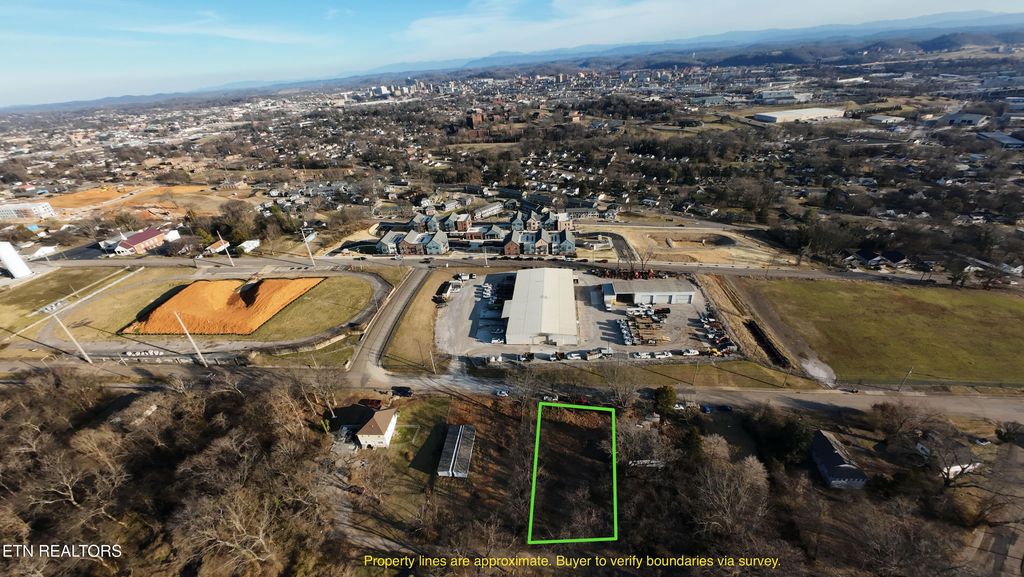 Photo of 1723 Maryland Ave, Knoxville, TN 37921 (MLS # 1329333)