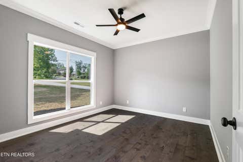 Tiny photo for 1030 N Linden Drive, Alcoa, TN 37701 (MLS # 1349801)