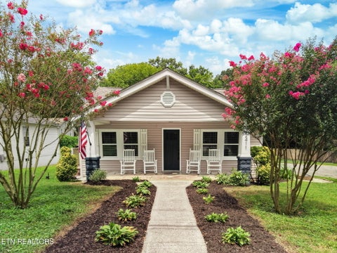 Photo of 2411 Fenwood Drive, Knoxville, TN 37918 (MLS # 1352790)