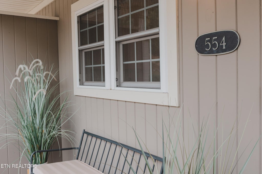 Photo of 554 Riverfront Way, Knoxville, TN 37915 (MLS # 1356834)