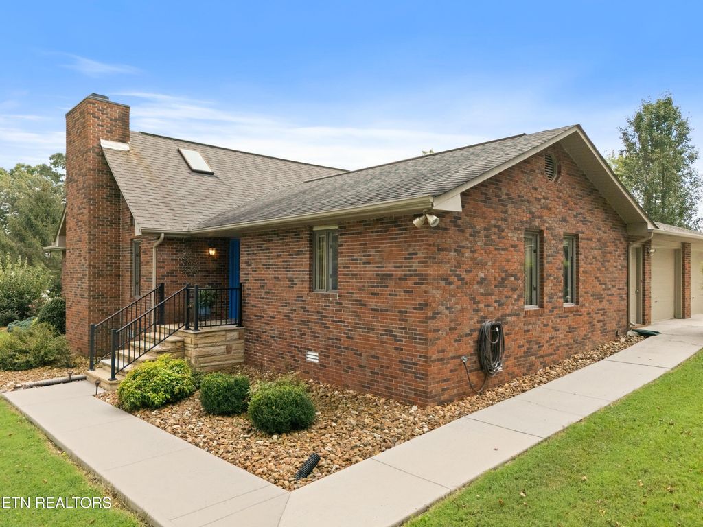 Photo of 3204 Highway 70, Crossville, TN 38555 (MLS # 1315294)