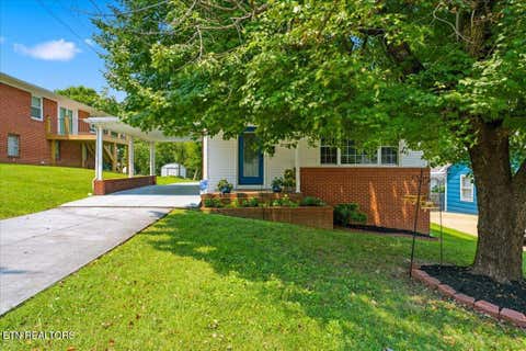 Photo of 217 W Hicks St, Clinton, TN 37716 (MLS # 1349552)