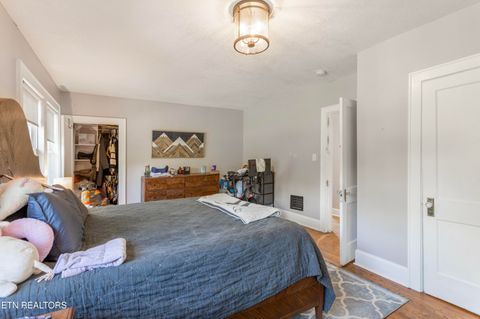 Tiny photo for 2916 Fountain Park Blvd, Knoxville, TN 37917 (MLS # 1299546)