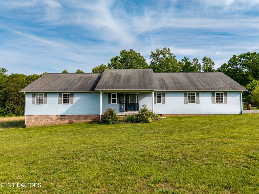 Photo of 1038 Reagan Valley Rd, Tellico Plains, TN 37385 (MLS # 1339986)