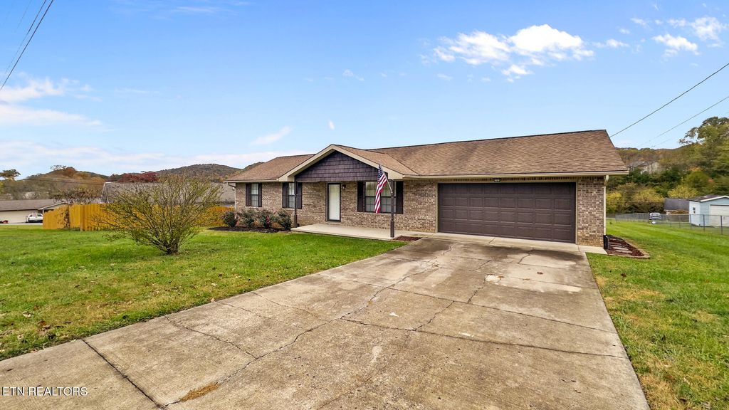 Photo of 141 Cross Creek Rd, Maynardville, TN 37807 (MLS # 1334612)