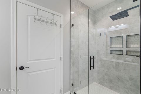 Tiny photo for 3307 Greenway Dr, Knoxville, TN 37918 (MLS # 1330804)