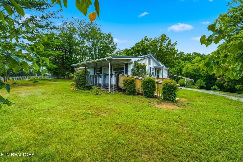 Photo of 3317 Pink Hatcher Lane, Louisville, TN 37777 (MLS # 1346554)