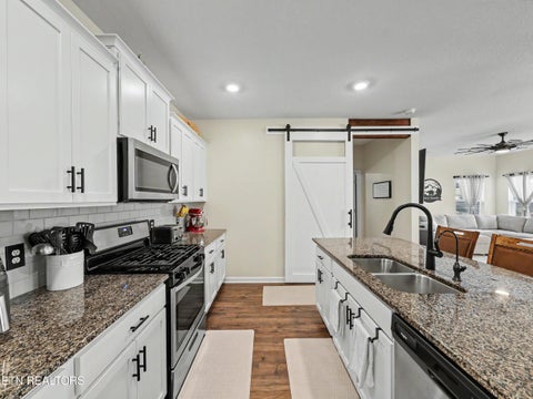 Tiny photo for 1117 Beacon Rd, Sevierville, TN 37876 (MLS # 1355053)