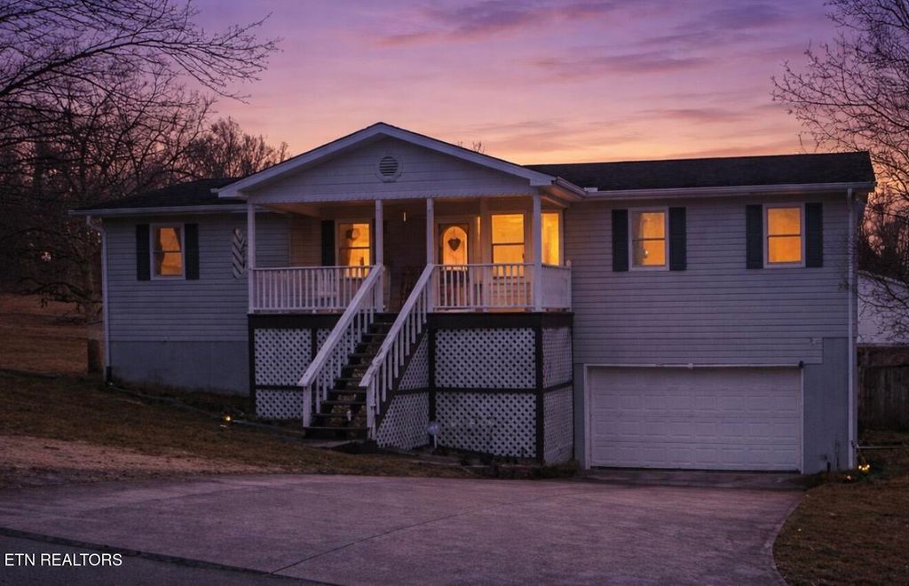 Photo of 117 Bertha Lane, Jacksboro, TN 37757 (MLS # 1327666)