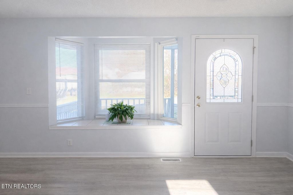 Photo of 117 Bertha Lane, Jacksboro, TN 37757 (MLS # 1327666)