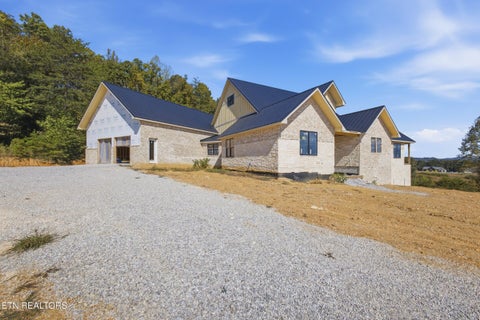 Tiny photo for 325 Enclave Way, Kingston, TN 37763 (MLS # 1359601)