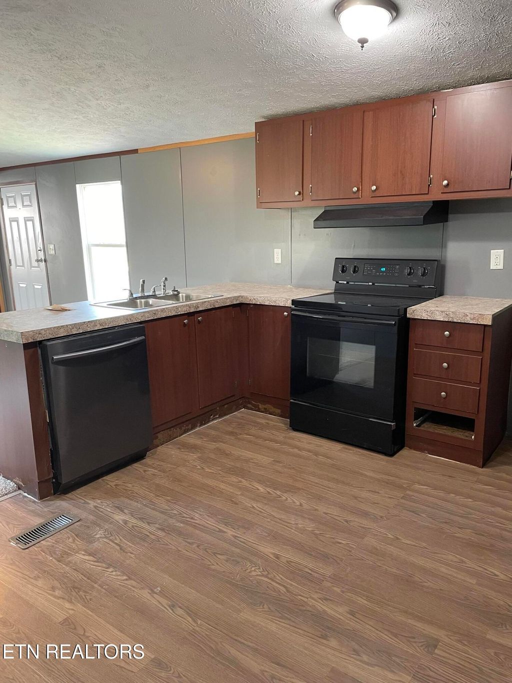 Photo of 14 1350 KINGSWOOD Rd, Talbott, TN 37877 (MLS # 1326246)