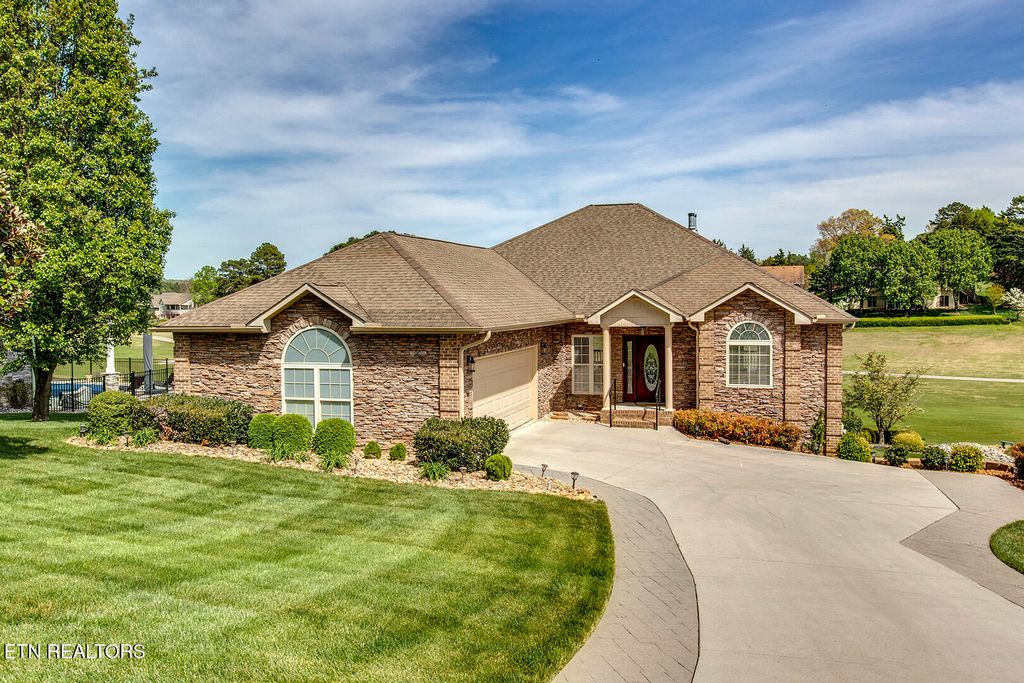 Photo of 424 Wewoka Circle, Loudon, TN 37774 (MLS # 1336164)