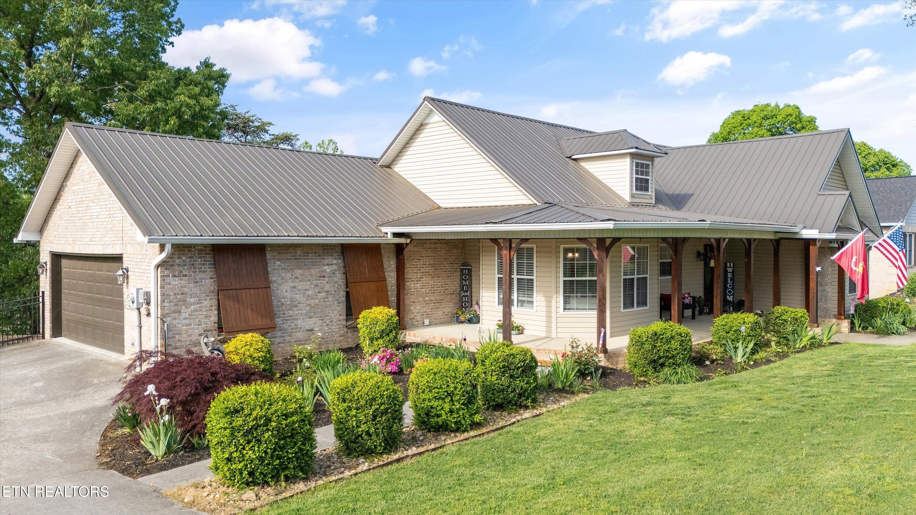 3083 Waters Edge Drive