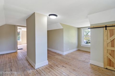 Tiny photo for 211 Old Lantana Rd, Crossville, TN 38555 (MLS # 1323472)