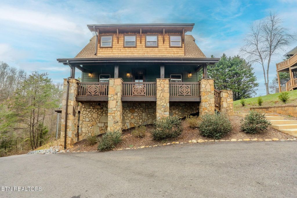 Photo of 615 Rainbow Rd, Sevierville, TN 37862 (MLS # 1324740)