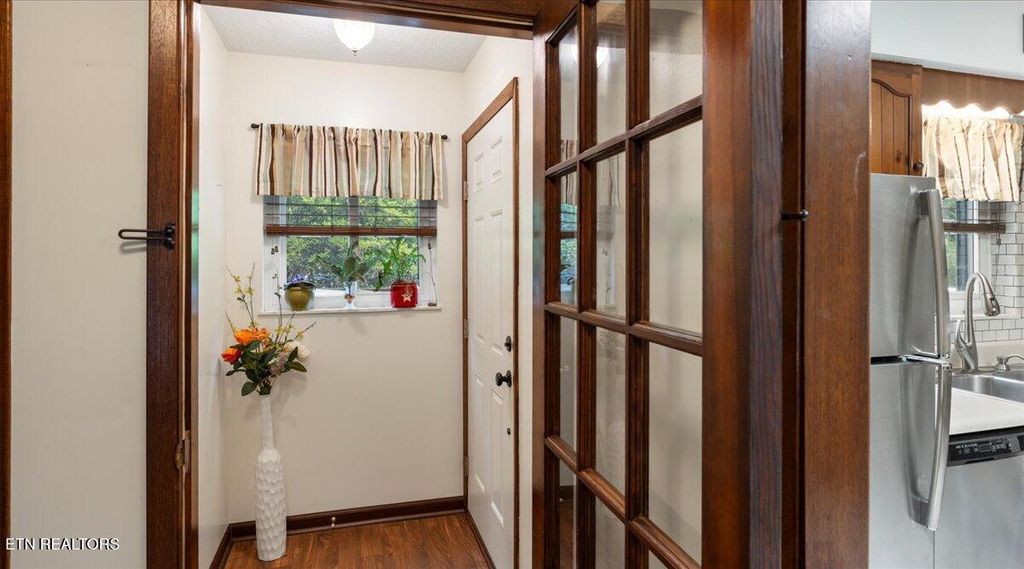 Photo of 190 Hickory Nut Drive, Clinton, TN 37716 (MLS # 1310452)