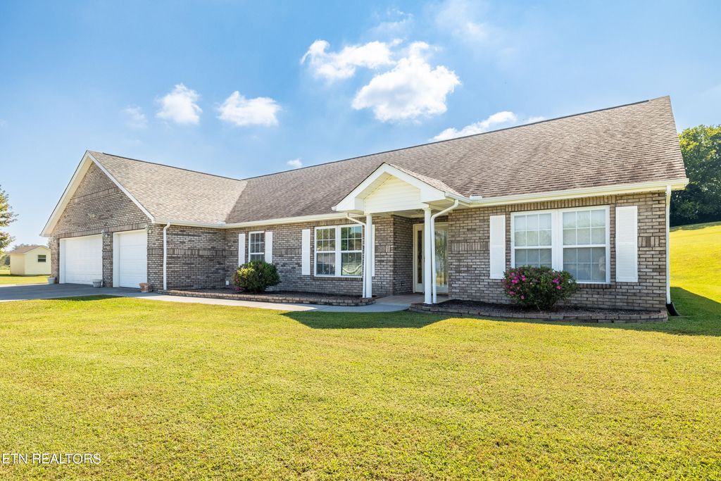 Photo of 5444 Evergreen Farms Lane, Greenback, TN 37742 (MLS # 1240649)