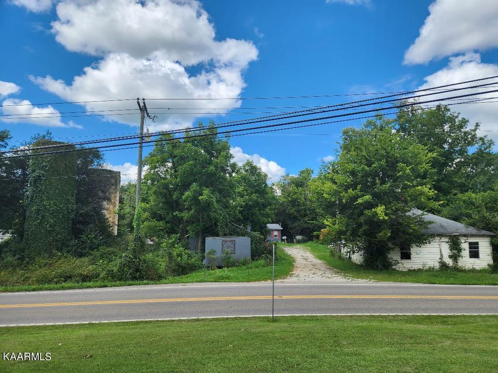 Photo of 318 Old Dandridge Pike, Strawberry Plains, TN 37871 (MLS # 1236760)