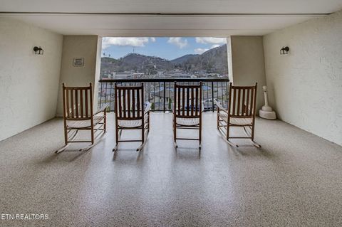 Tiny photo for 102 Baskins Creek Byp #UNIT 306, Gatlinburg, TN 37738 (MLS # 1331192)