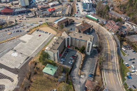 Tiny photo for 102 Baskins Creek Byp #UNIT 306, Gatlinburg, TN 37738 (MLS # 1331192)