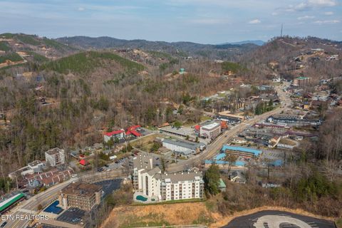 Tiny photo for 102 Baskins Creek Byp #UNIT 306, Gatlinburg, TN 37738 (MLS # 1331192)