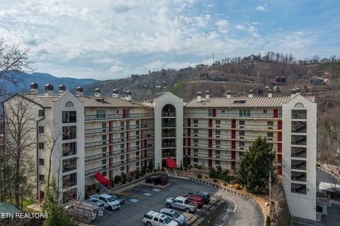 Photo of 102 Baskins Creek Byp #UNIT 306, Gatlinburg, TN 37738 (MLS # 1331192)