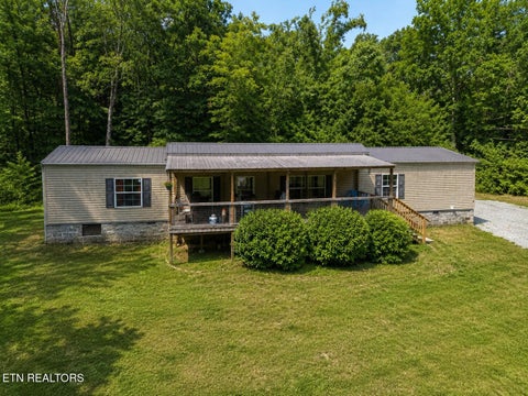 Photo of 118 Skyline Drive, Crossville, TN 38572 (MLS # 1350165)