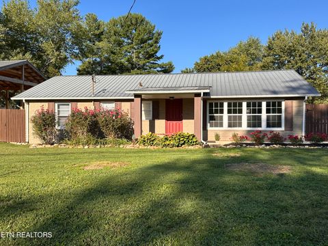 Photo of 235 Rugby Ave, Jamestown, TN 38556 (MLS # 1332601)