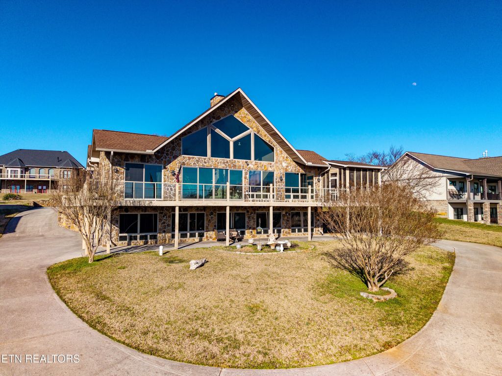 Photo of 124 Indian Shadows Drive, Maryville, TN 37801 (MLS # 1331145)