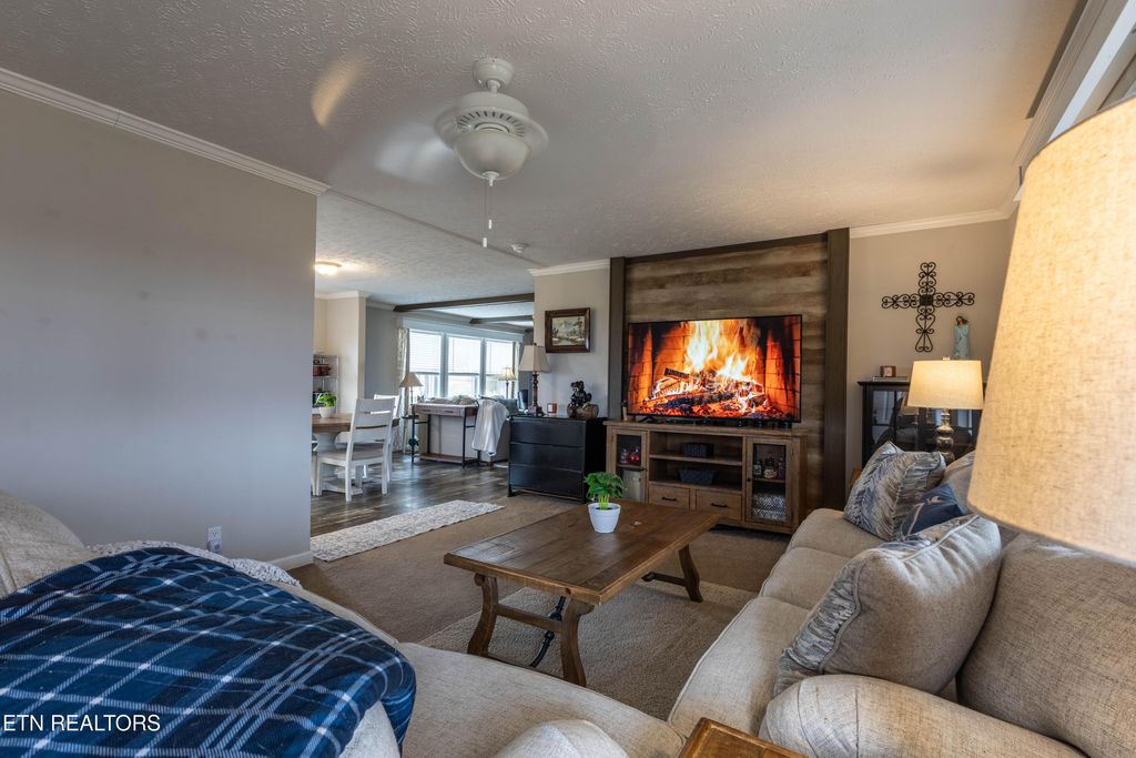 Photo of 1165 Ballplay Rd, Madisonville, TN 37354 (MLS # 1289264)