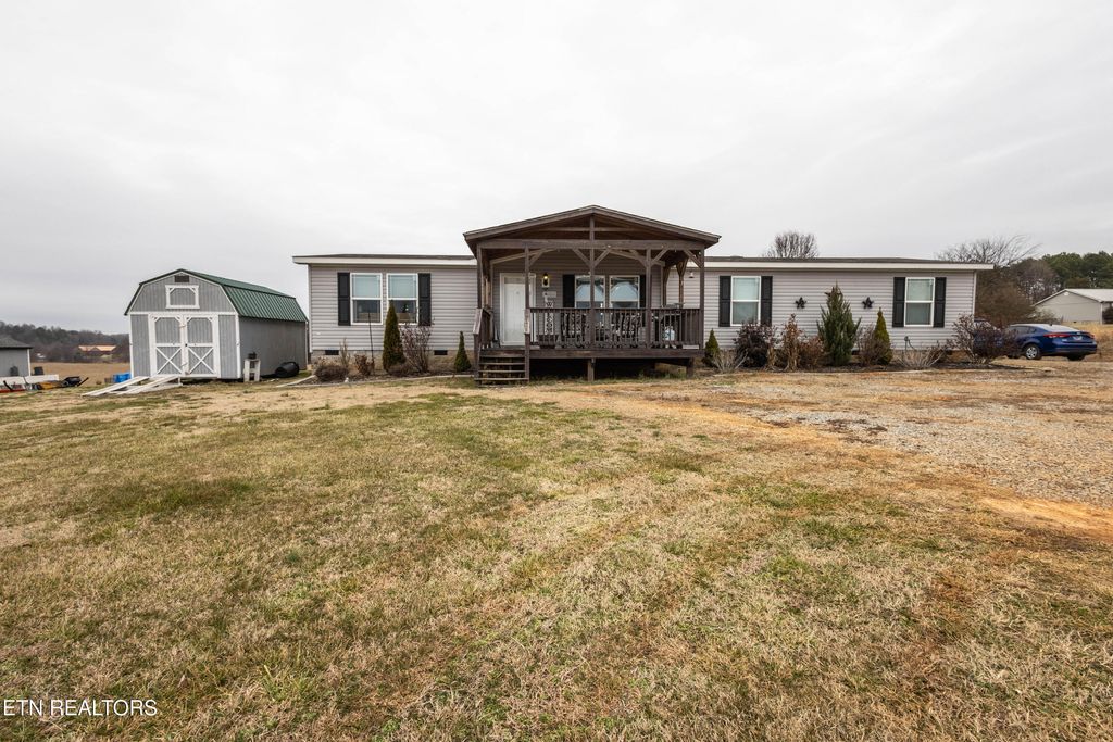 Photo of 1165 Ballplay Rd, Madisonville, TN 37354 (MLS # 1289264)