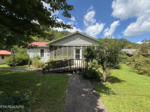 Photo of 353 Cotula Rd, Duff, TN 37729 (MLS # 1352961)