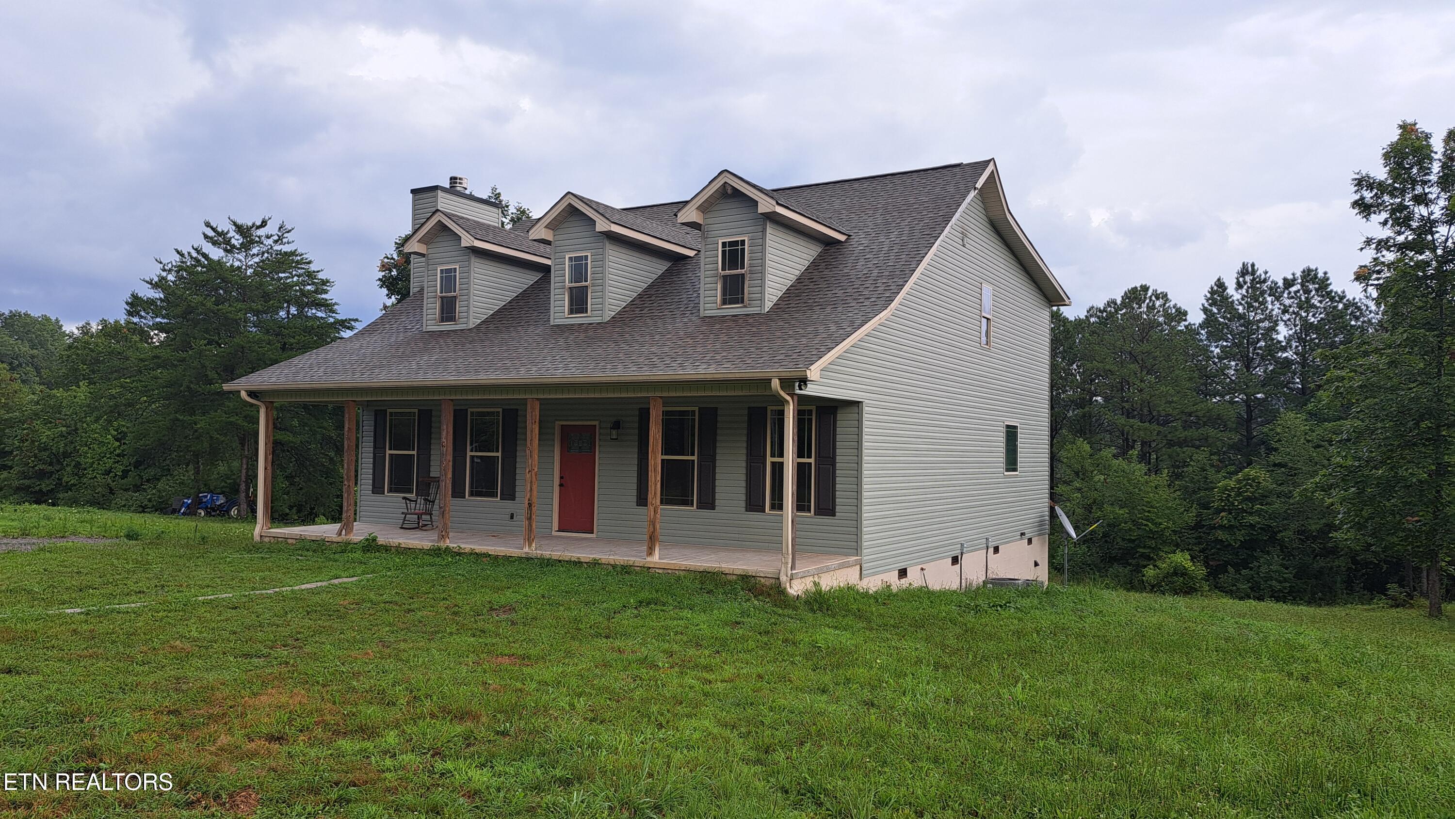 899 Flat Rock Rd