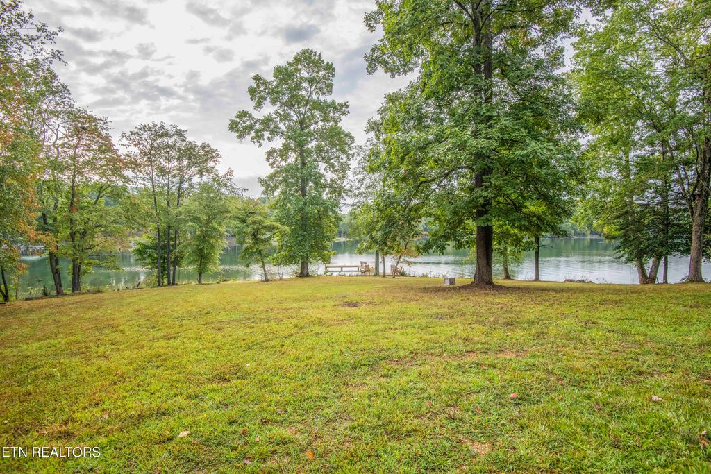 Photo of 21 Phillips Drive, Rockwood, TN 37854 (MLS # 1322381)