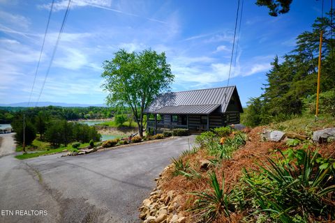 Tiny photo for 1019 Moonside Lane, Sevierville, TN 37876 (MLS # 1337432)