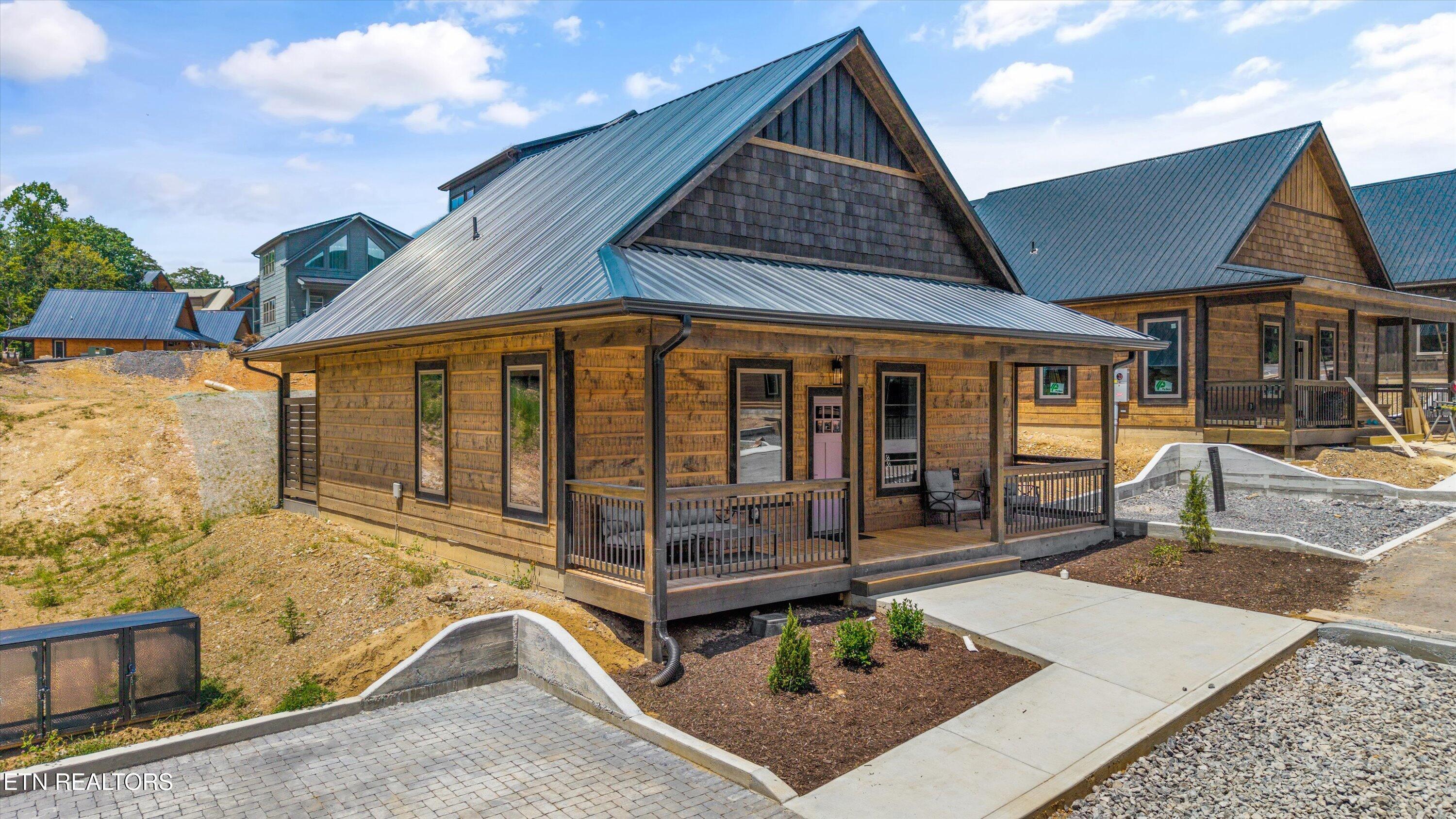 563 Warbonnet Way
