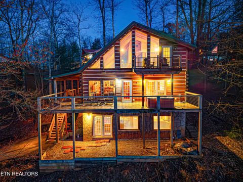 1815 Silver Poplar Lane Sevierville TN 37876