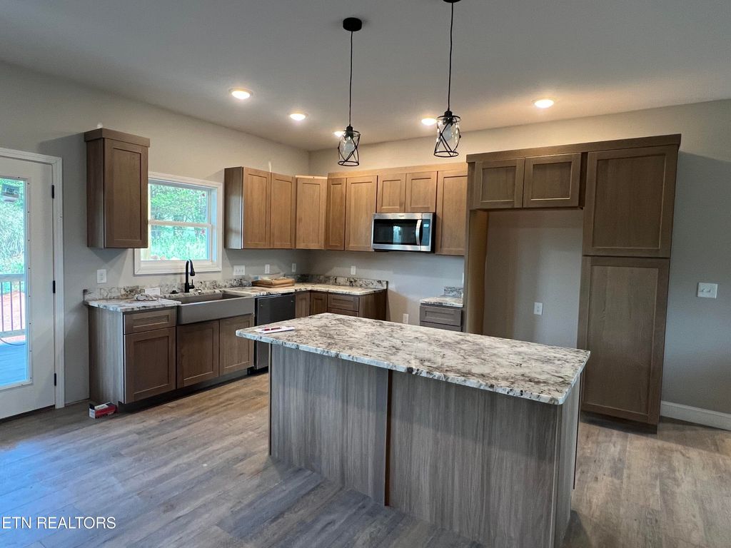 Photo of 726 River Rd, Kodak, TN 37764 (MLS # 1316402)