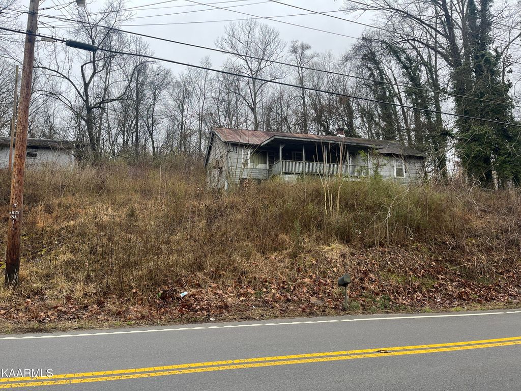Photo of 443 Old Dandridge Pk-Off Pike, Strawberry Plains, TN 37871 (MLS # 1224059)