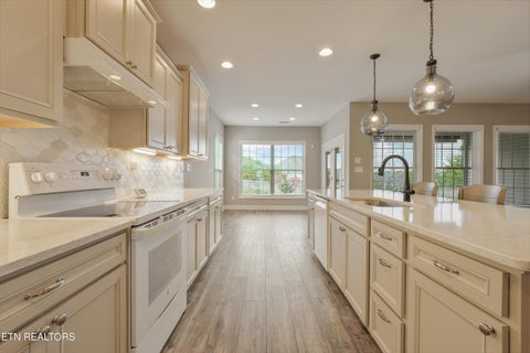 Tiny photo for 2037 Wooded Mountain Lane, Knoxville, TN 37922 (MLS # 1349600)