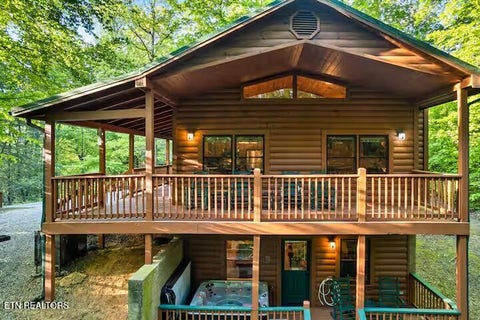 Photo of 3828 Saddle Brook Way, Sevierville, TN 37862 (MLS # 1345199)