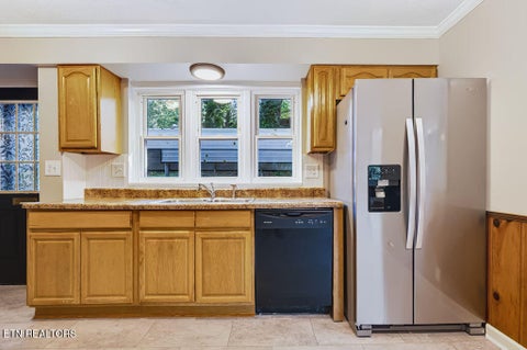 Tiny photo for 132 Taylor Rd, Oak Ridge, TN 37830 (MLS # 1357983)